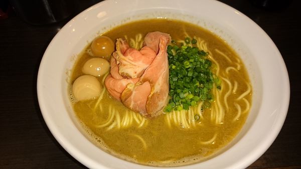 「Rock  Crab Soba&ウズラ味+浅蜊の和え玉」@灰汁中華 丿貫 福富町本店の写真