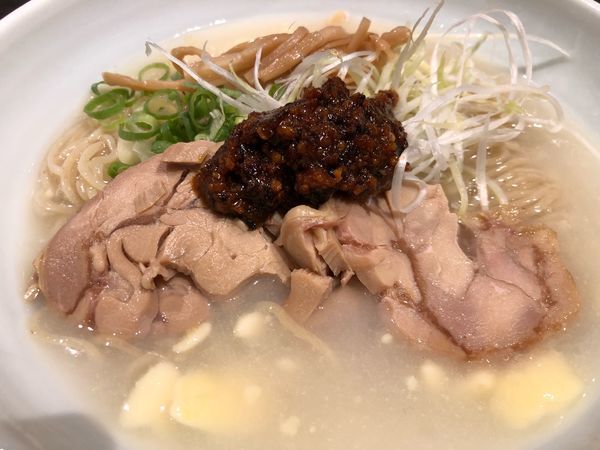 「冷やし鶏そば 大盛り」@鶏そば 雫一 大袋店の写真