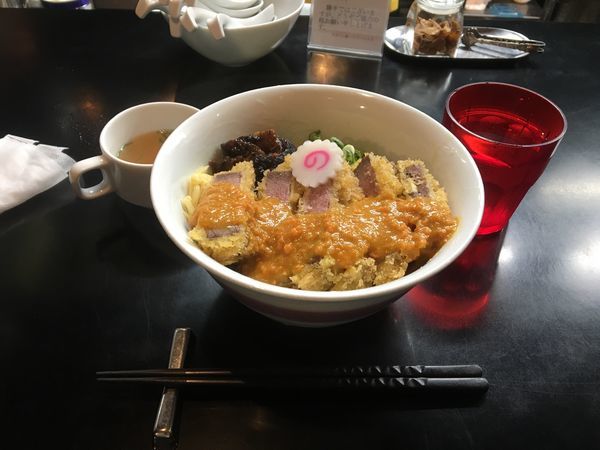 「贅沢塩まぜそば」@まぜそば専門 闘牛脂の写真