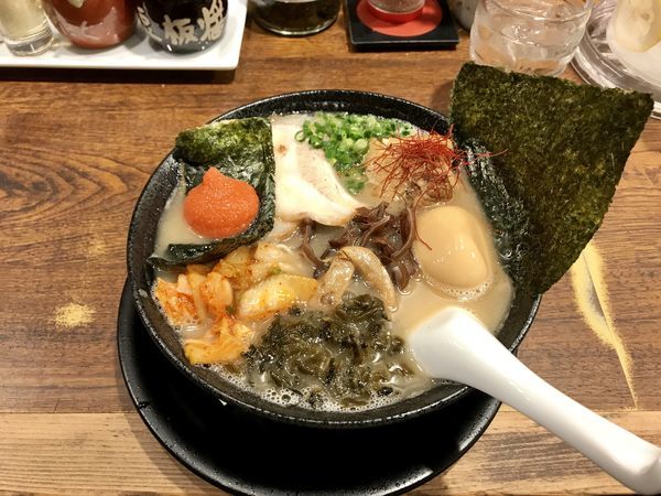 「ラーメン白 オールスターズ」@元祖 麺屋 原宿 名古屋金山店の写真