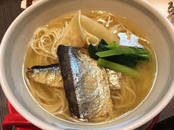 「【限定】焼き秋刀魚SOBA¥950」@柳麺 呉田-goden-の写真