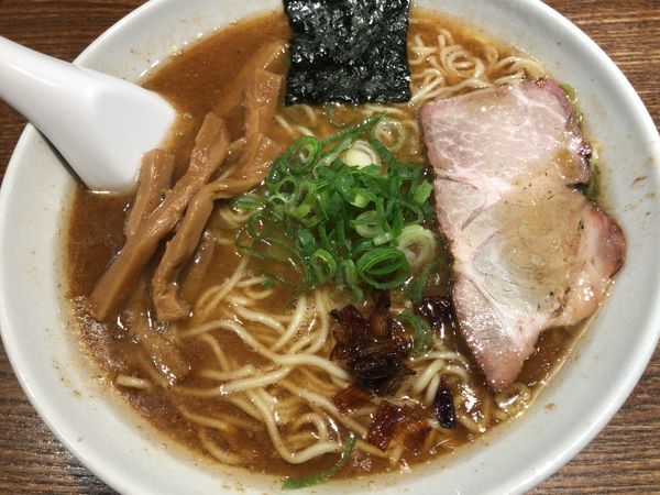 「中華そば(中盛)」@中華そば うめやの写真