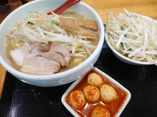 「味噌ラーメン(野菜大盛)800円＋チンピラ玉子150円」@味噌麺処 花道庵の写真