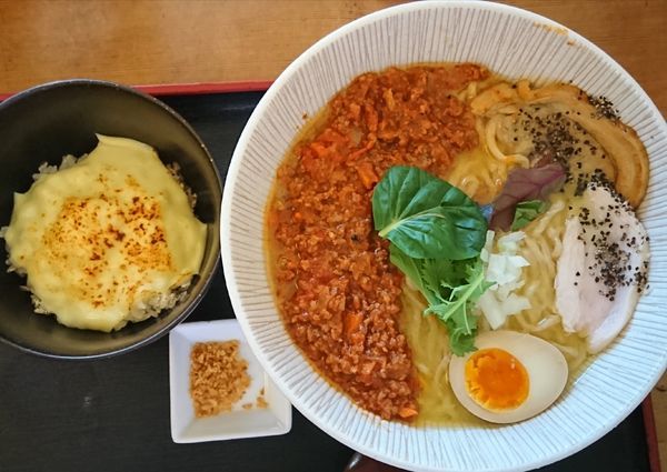 「【限定】鶏白湯クリーミーボロネーゼヌードル チーズ飯付き」@和風らーめん 凪の写真