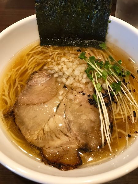 「淡麗煮干し醤油そば」@自家製麺 まかないへきるの写真