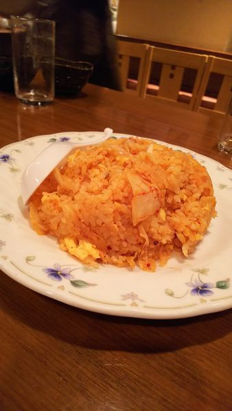 「キムチチャーハン」@酒場だるま 馬車道店の写真