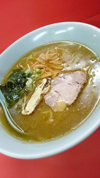 「ラーメン（しょうゆ）  500円」@ラーメンとんとんの写真
