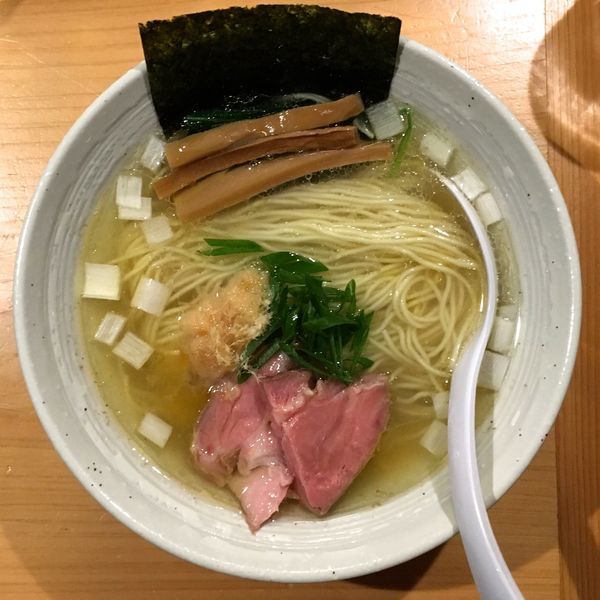 「大山 特別純米夏純米銀河＋チャーシュー盛（ハーフ）→塩らぁ麺」@麺屋 さくら井の写真