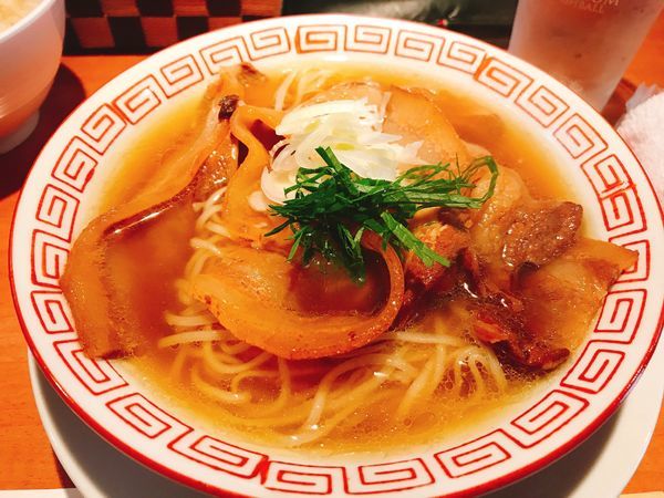 「豚バラチャーシュー麺&ジャガ芋ごはんセット1000円」@食堂酒場 Graciaの写真