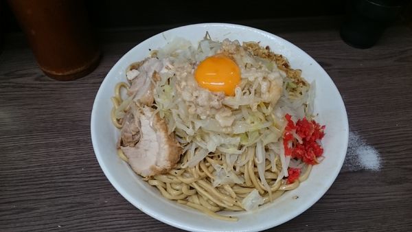「チョイマシ・大・汁なし(ヤサイアブラベニ)￥８７０」@ラーメン二郎 横浜関内店の写真