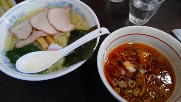 「つけ麺(温)750円＋大盛り190円＝940円」@とら食堂の写真