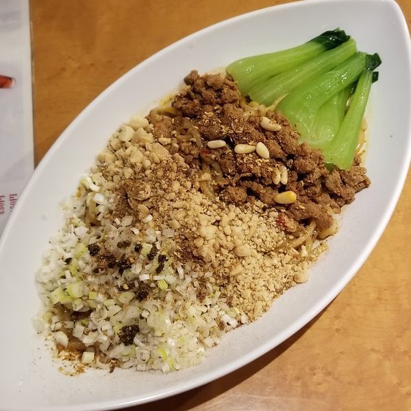 「酒場まぜそば」@餃子酒場別館 とりそばの写真