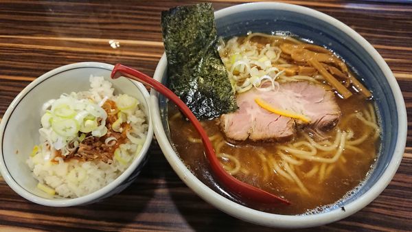 「中華そば 大盛 螢ごはん」@中華そば 螢の写真