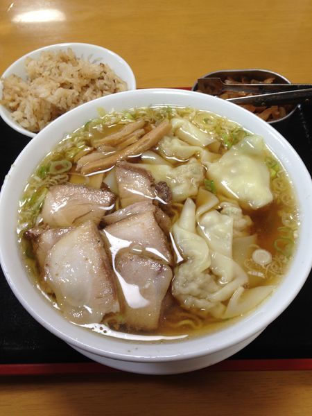 「まのけ900円 チャーメシ100円」@支那そば へいきちの写真