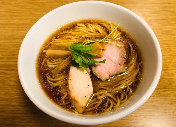 「鶏そば」@らぁ麺 飛鶏の写真