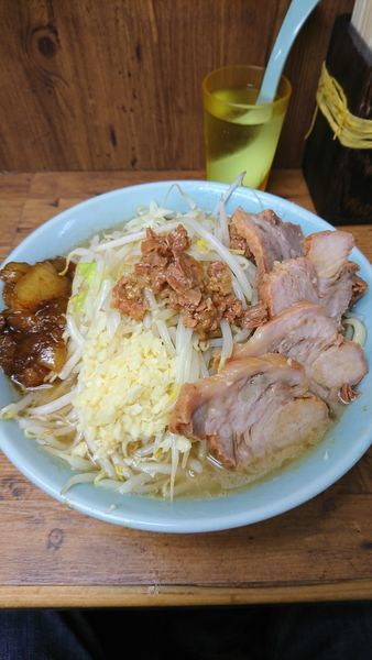 「小豚ラーメン 800円」@ラーメン二郎 池袋東口店の写真