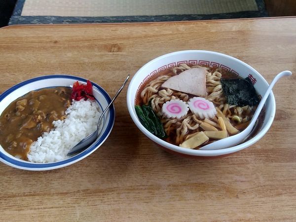 「中華そば(並盛・230g)とミニカレー900円」@みやご食堂の写真