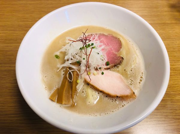 「鶏白湯」@らぁ麺 飛鶏の写真