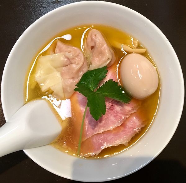 「特製塩蕎麦 ＋ フワトロ雲呑」@神保町黒須の写真