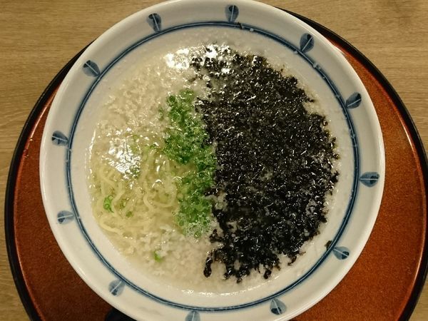 「濃厚岩のりラーメン」@いけす割烹 圭の写真