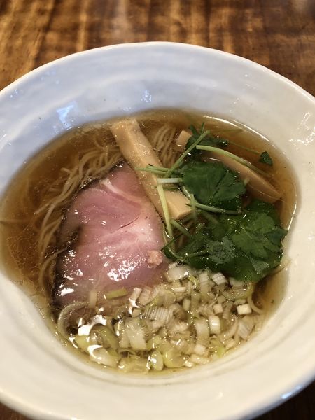 「らぁ麺（醤油）、700円」@<真>卓朗商店の写真