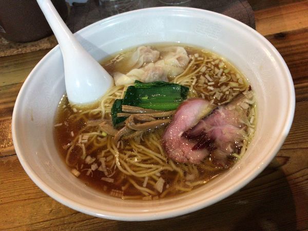 「ワンタンめん（３個）」@らーめん穀雨の写真