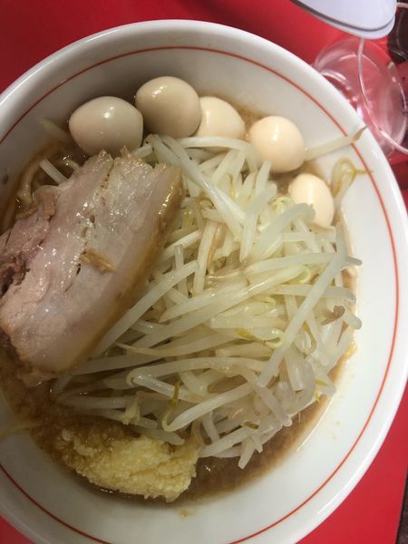 「ラーメン小、うずら」@ラーメン山崎の写真