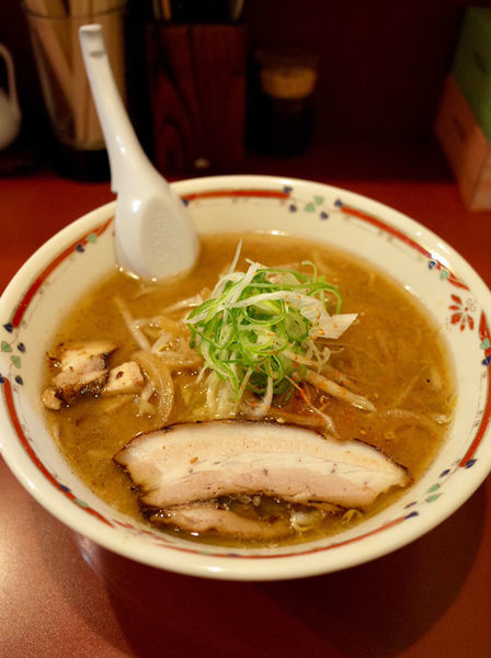 「味噌らーめん…800円」@狼スープの写真