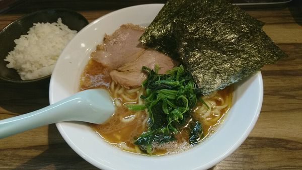 「ラーメン並_680円」@横浜家系らーめん 五丁目ハウスの写真