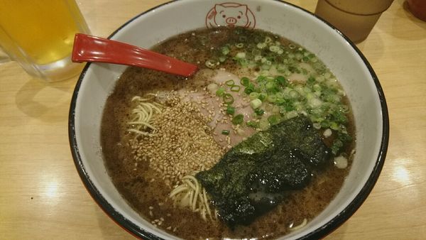 「黒博多ラーメン_650円」@九州とんこつ長浜や 東高円寺店の写真