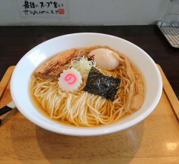 「にぼしそば 中盛 味玉」@中華そば・もりそば 順風の写真