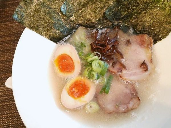 「博多とんこつのり半熟卵」@らぅめんの善栄の写真