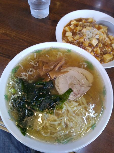 「ラーメン ミニマーボー丼 (Bランチ) 750円」@大食館の写真