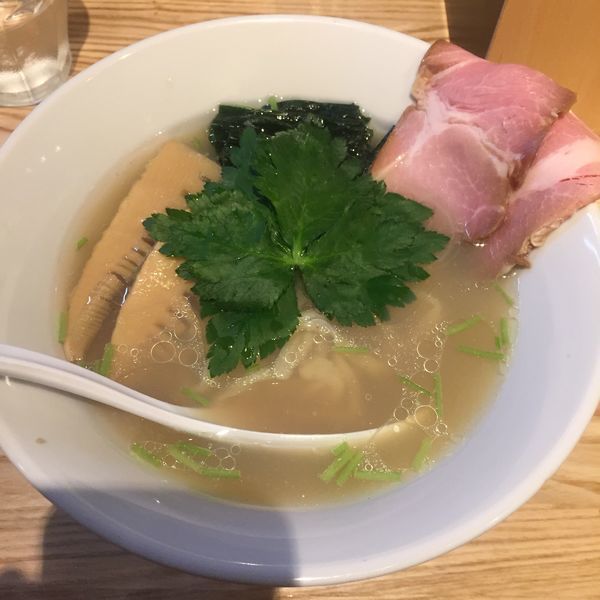 「貝塩らーめん 半麺」@らーめん 改の写真