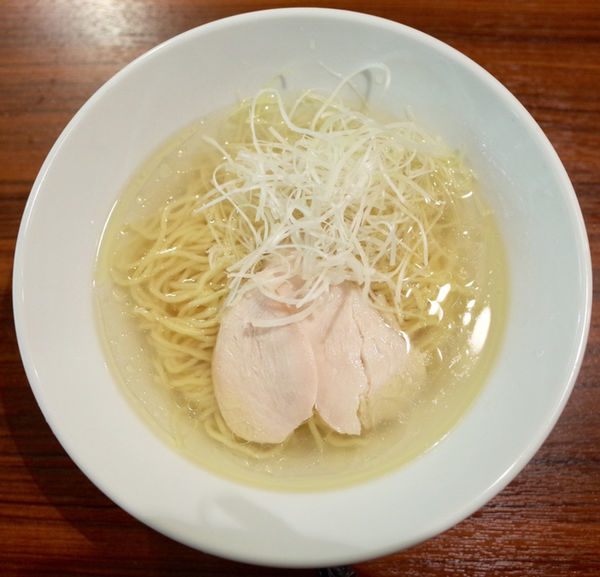「塩ラーメン…810円」@まるはちラーメンの写真