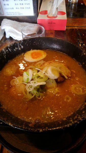 「特製ラーメン820円＋大盛り100円＝920円」@らーめん 平太周 味庵の写真