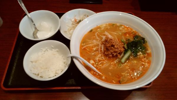 「【本日の定食】担々麺¥650-」@天津飯店の写真