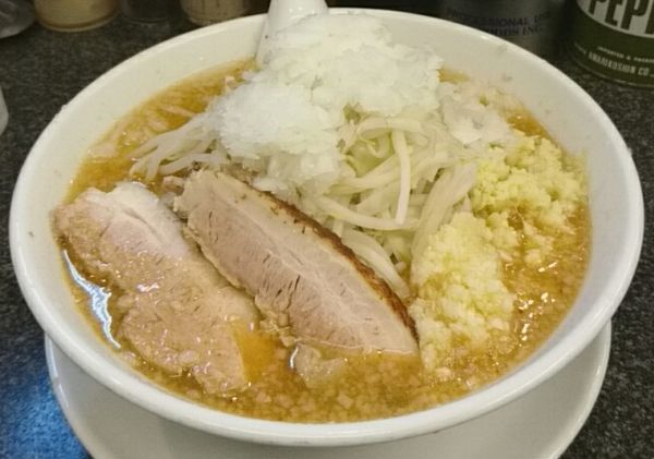 「正油 豚2枚 激辛 極太麺」@らうめん さぶ郎の写真