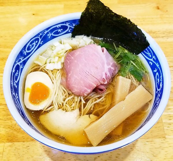 「煮干し(白醤油)」@寿製麺よしかわ 坂戸店の写真