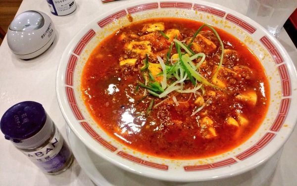 「刺激のコク旨マーボー麺と焼餃子セット」@バーミヤン みなとみらい店の写真