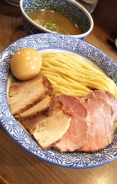 「チャーシュー極濃煮干しつけ麺（大）＋味玉」@煮干しつけ麺 宮元の写真