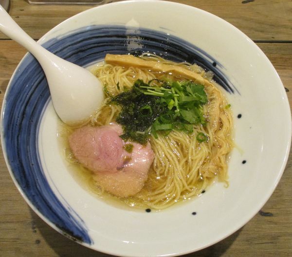「塩らーめん　850円」@麺屋 翔 みなとの写真