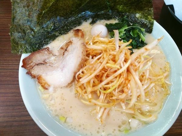 「ネギラーメン」@横浜家系ラーメン 日テレ通り 魂心家の写真