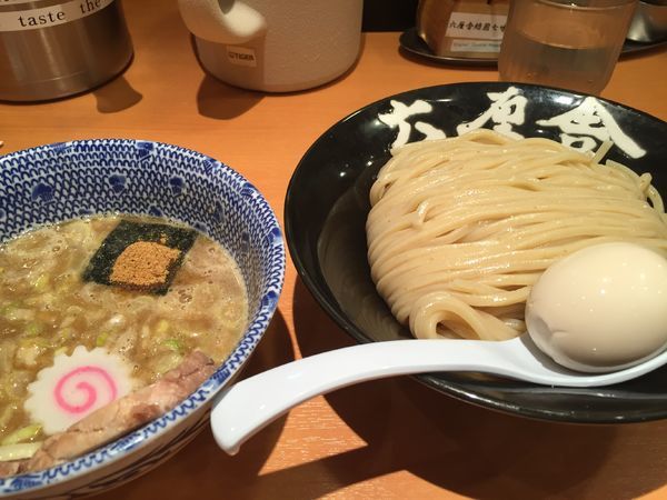 「味玉つけ麺」@六厘舎の写真