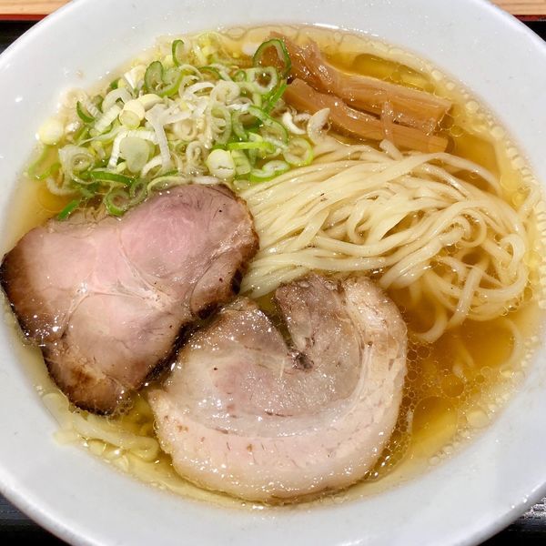 「ラーメン並800円」@松戸富田麺業 千葉駅構内店の写真