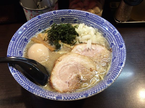 「【限定】背脂身煮干しラーメン」@ラーメンくれはの写真