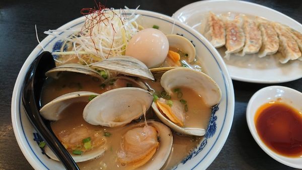 「【期間限定】白はまぐりの魚介とんこつらぅめん　1,000円」@らぅめん助屋 本店の写真