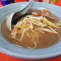 ネギラーメン小680円