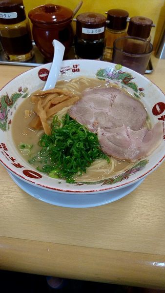 「こってりラーメン720円大盛120円」@天下一品 関内店の写真