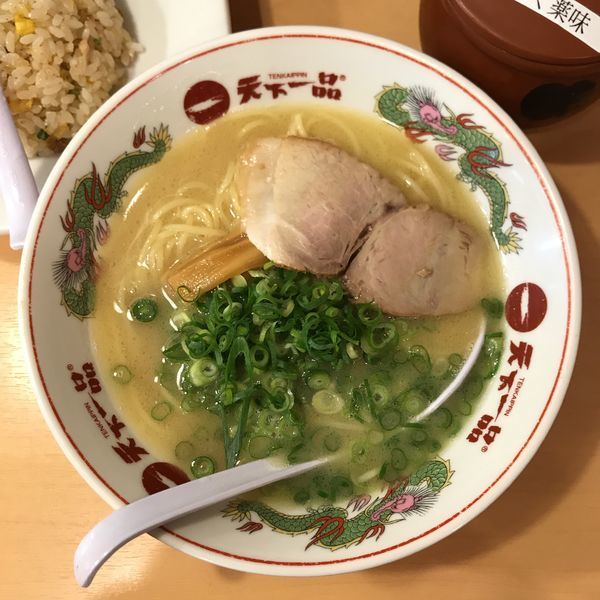 「こっさり（チャーハン定食）」@天下一品 池袋東口店の写真